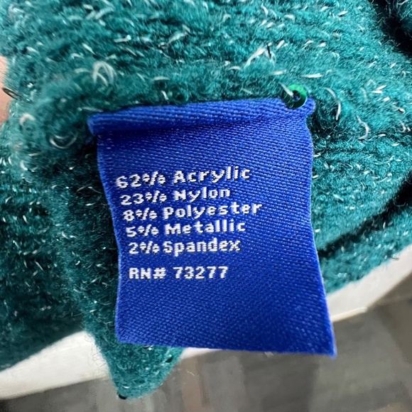 NWT🤩 |•APT. 9•| Beautiful Emerald Green Sequin Sparkle Sweater Size Large - Picture 7 of 8
